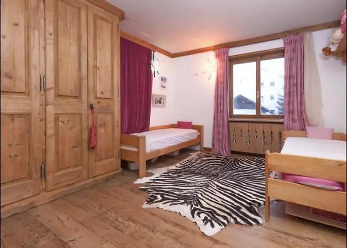 In In The Heart Of Sankt Moritz-dorf * 圣莫里茨